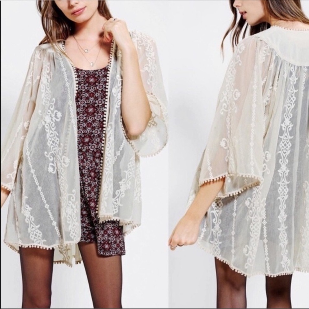 UO Kimchi Blue Embroidered Sheer Kimono M boho